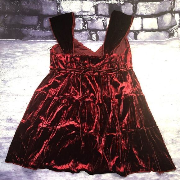 Maroon velvet lace empire flare top - Picture 3 of 7